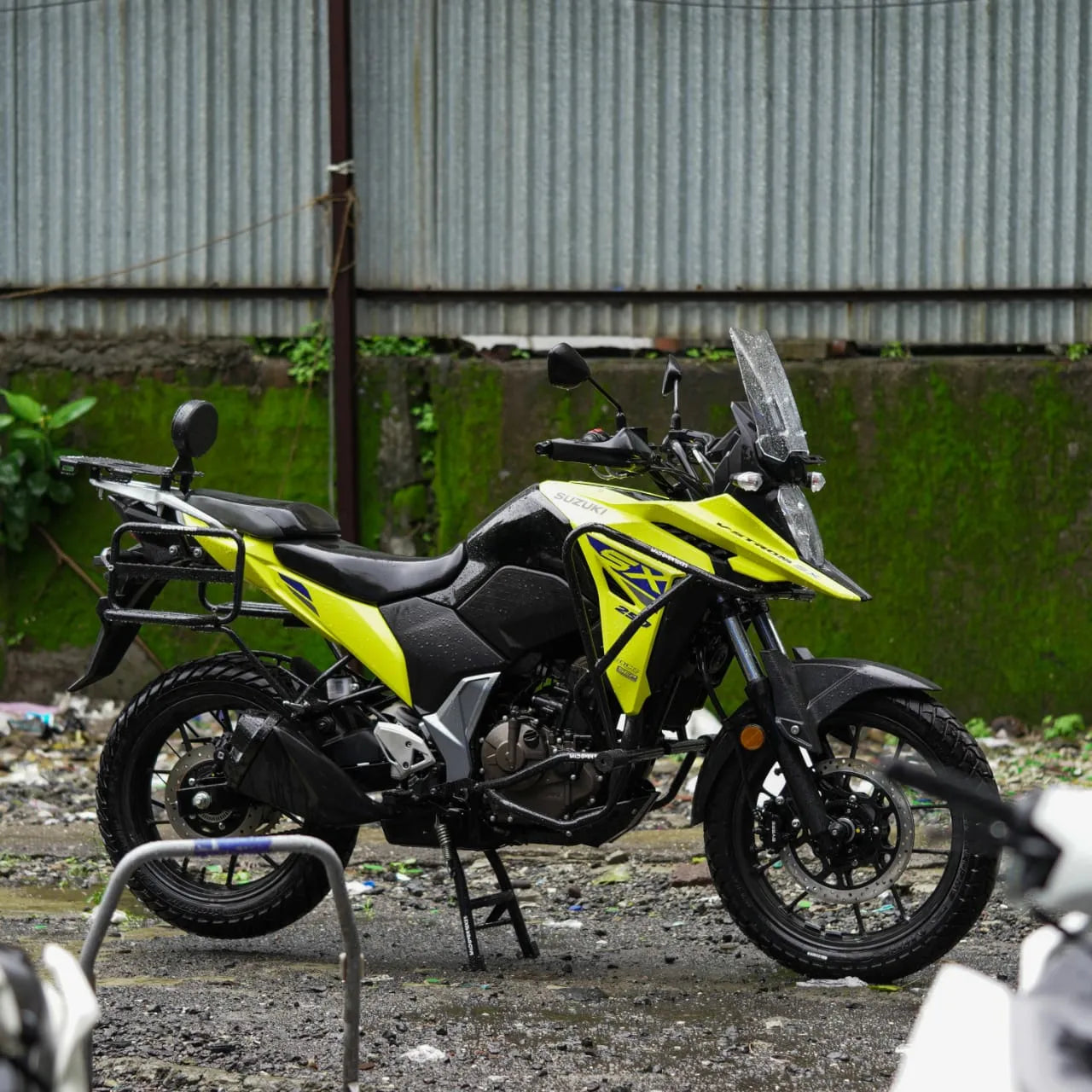 Suzuki V-Strom 250 Center Stand